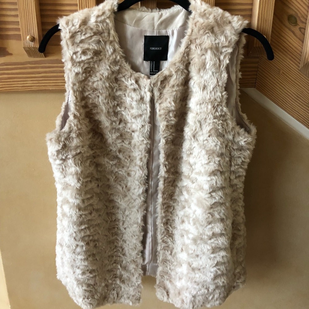 Forever 21 Faux Fur Vest